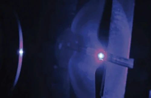 什么是高功率蓝光半导体激光器?