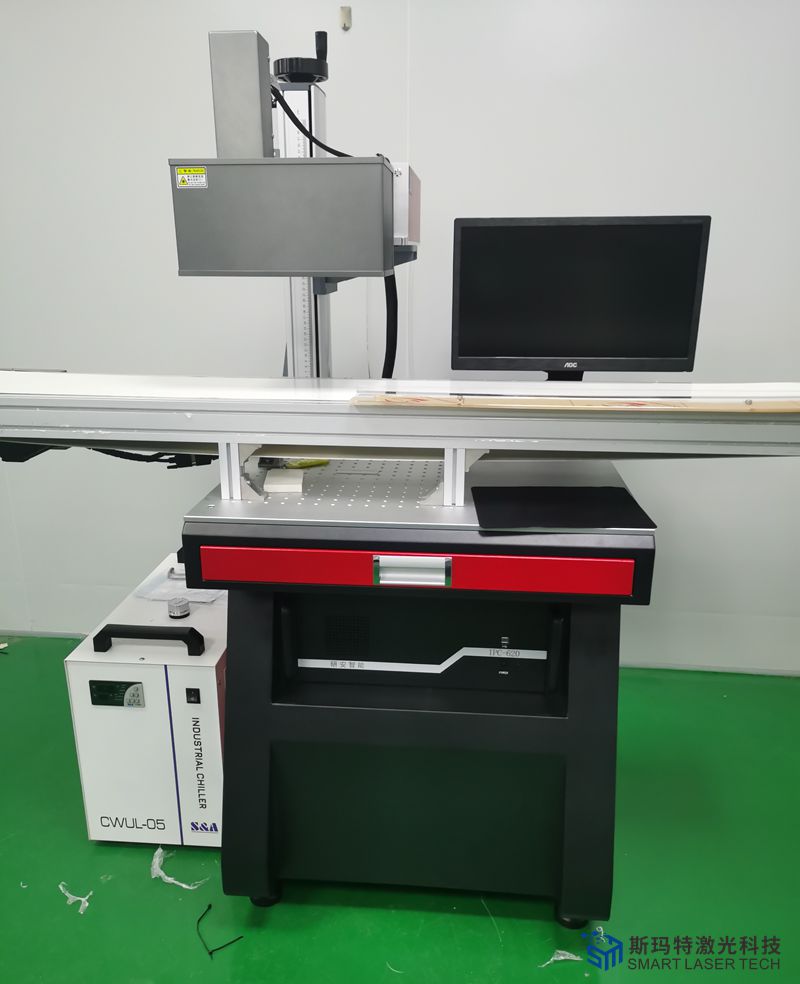 锂电池极耳焊接与极片切割中实现自动化生产