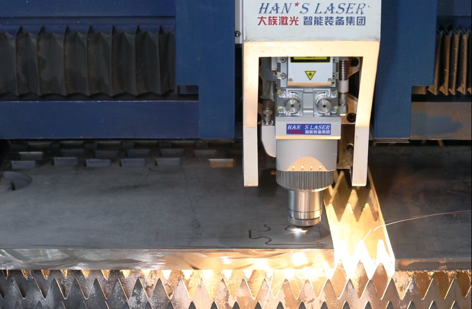 如何选择光纤激光器与YAG激光器，它们的优缺点都有哪些